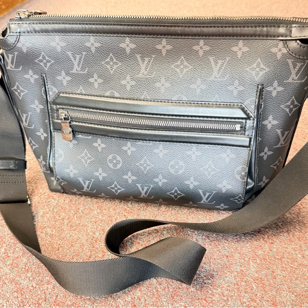 Louis Vuitton monogram Odyssey PM Men's Crossbody Bag